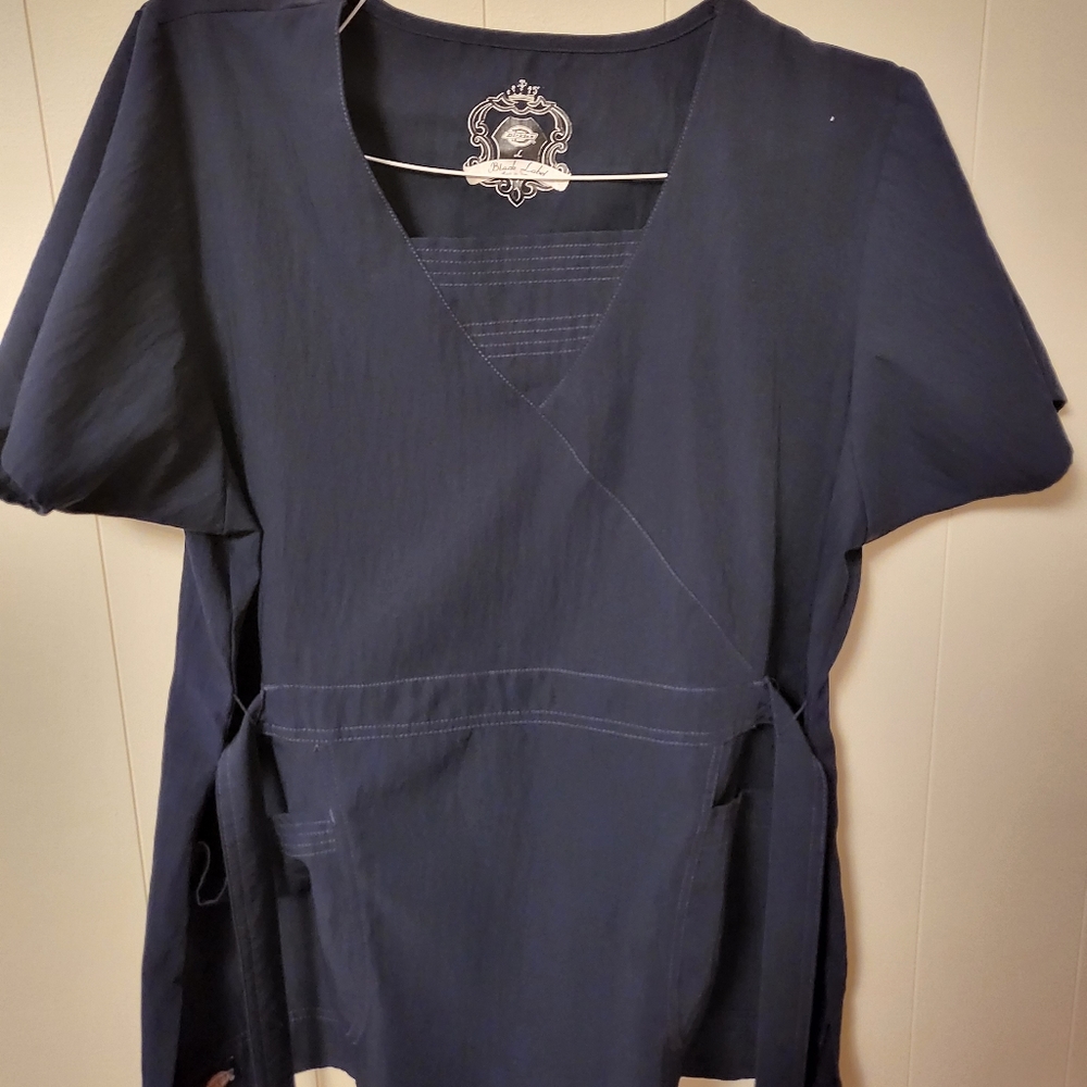 Dickies navy scrub top
